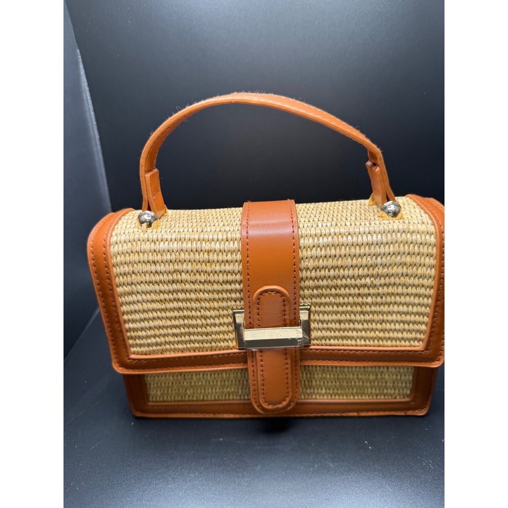 KKIXU‎ Woven Straw Top Handle Bag Cognac Leather Trim Turn Lock Closure